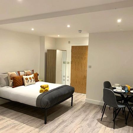 Modern Studio Flat Near Highbury & Islington Station 伦敦 外观 照片