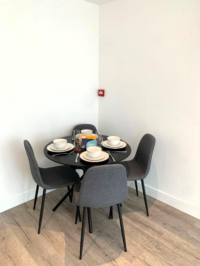 Modern Studio Flat Near Highbury & Islington Station 伦敦 外观 照片