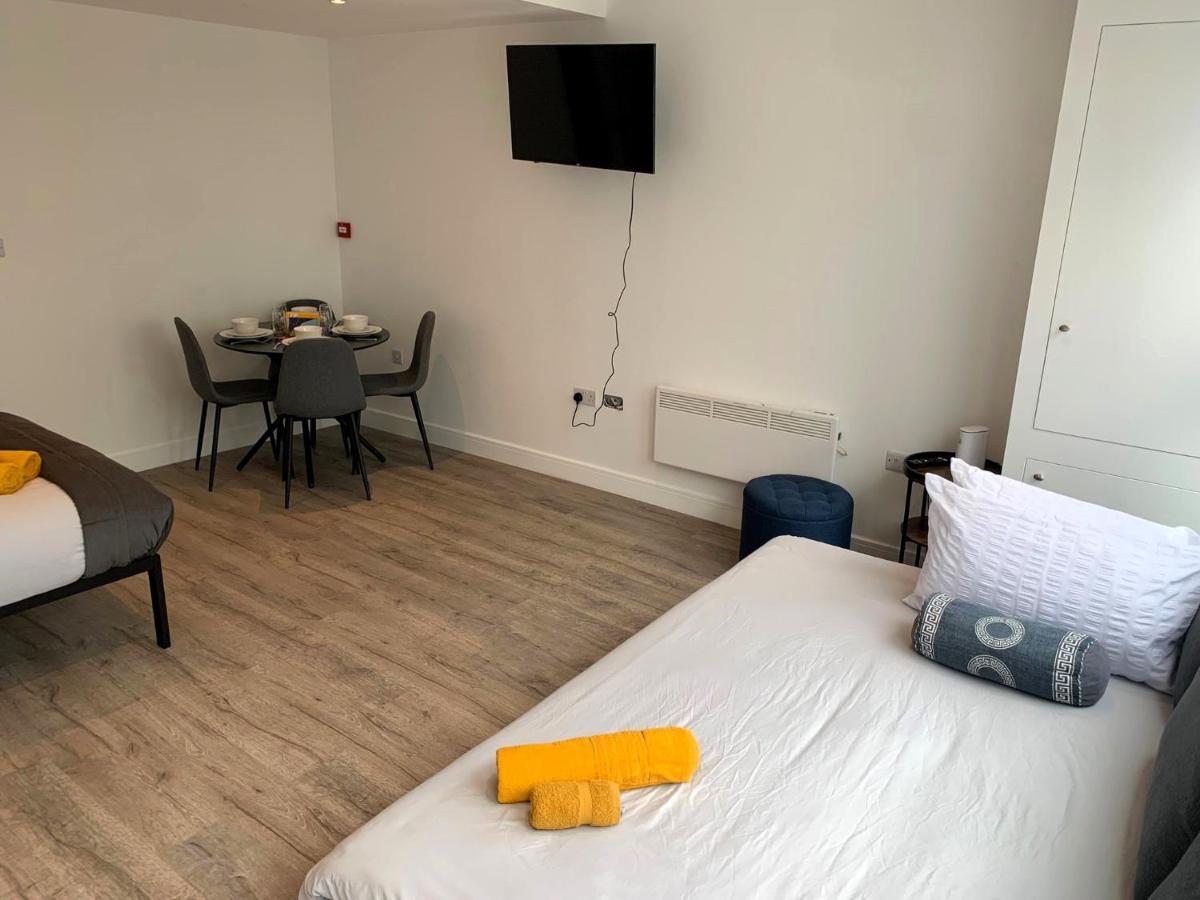 Modern Studio Flat Near Highbury & Islington Station 伦敦 外观 照片
