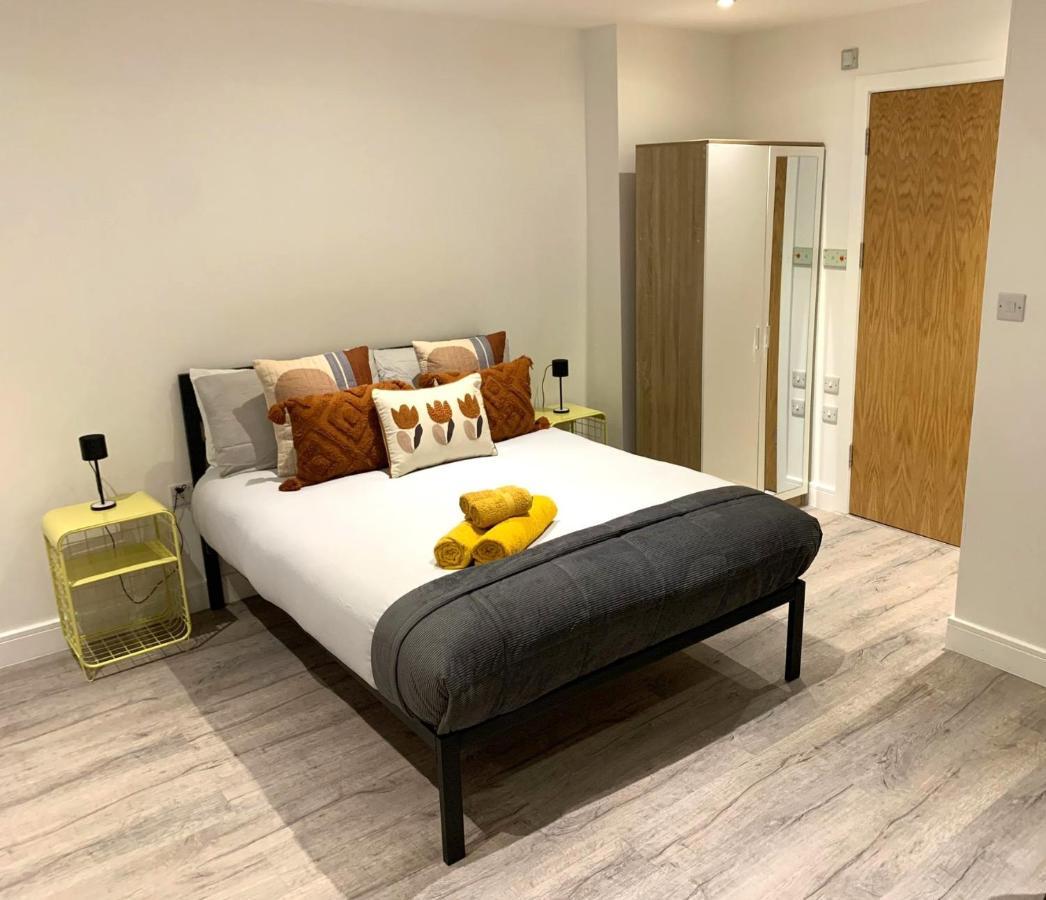 Modern Studio Flat Near Highbury & Islington Station 伦敦 外观 照片