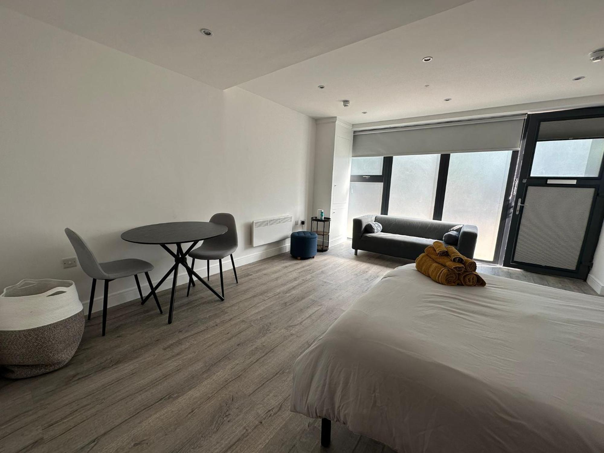Modern Studio Flat Near Highbury & Islington Station 伦敦 外观 照片