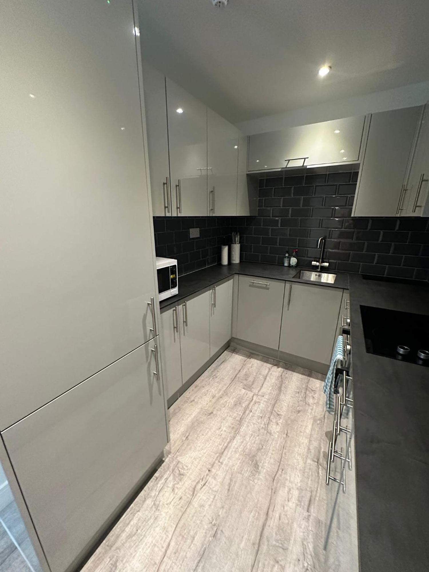 Modern Studio Flat Near Highbury & Islington Station 伦敦 外观 照片